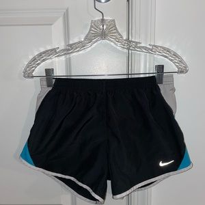 Nike athletic shorts size small